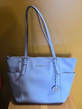 Michael Kors Jet Set Top Zip Saffiano Tote Bag Charlotte Dove Gray